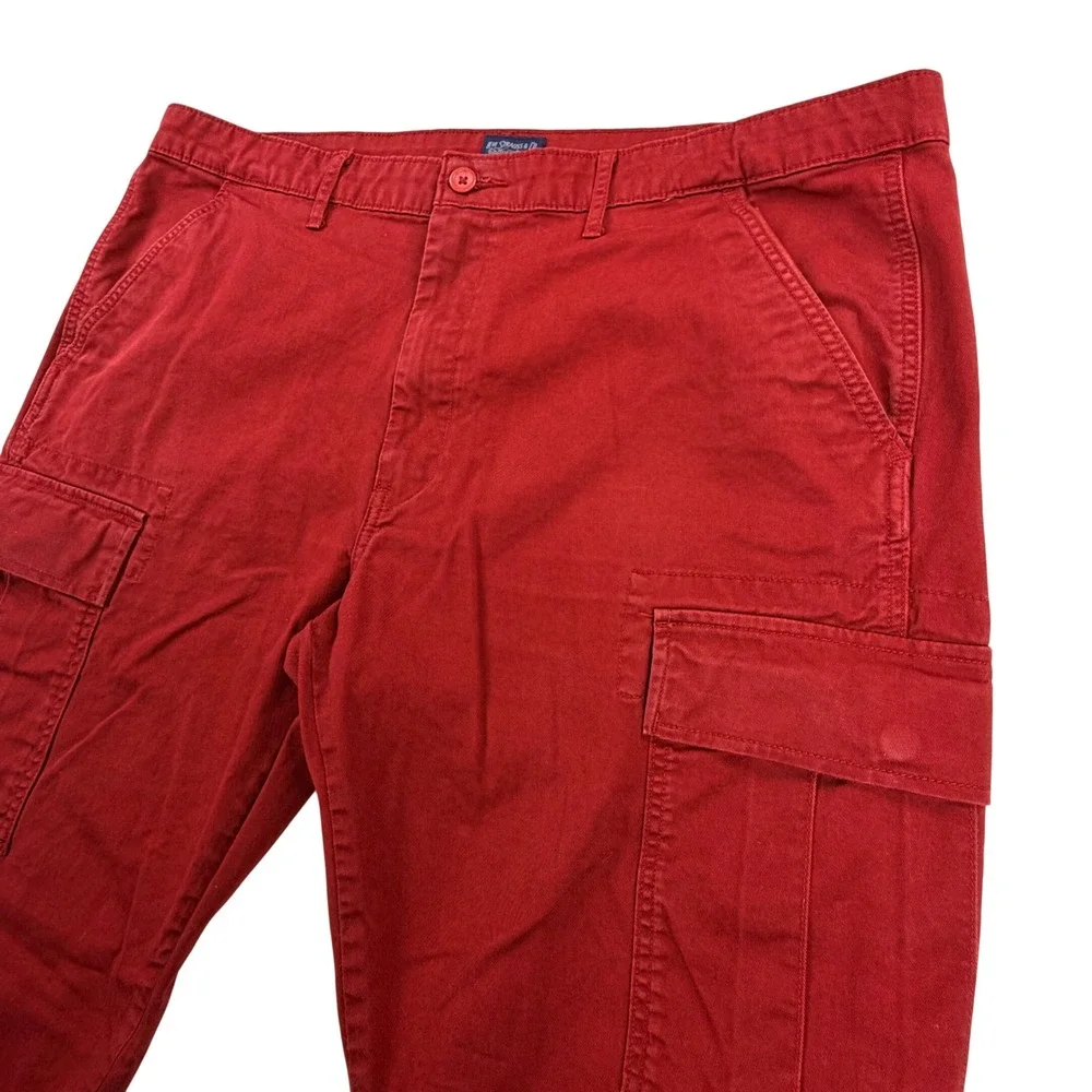 Levis actual measurements